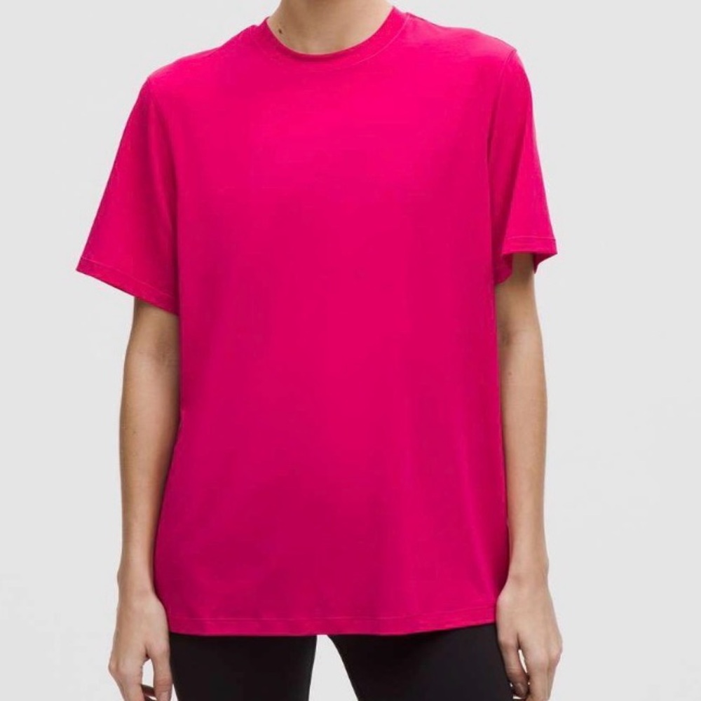 NWT Lululemon Jersey Training Short-Sleeve Shirt Passionate Size 6